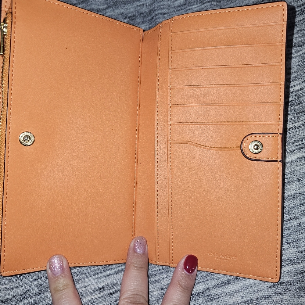 SOLD - Picture 2 of 4